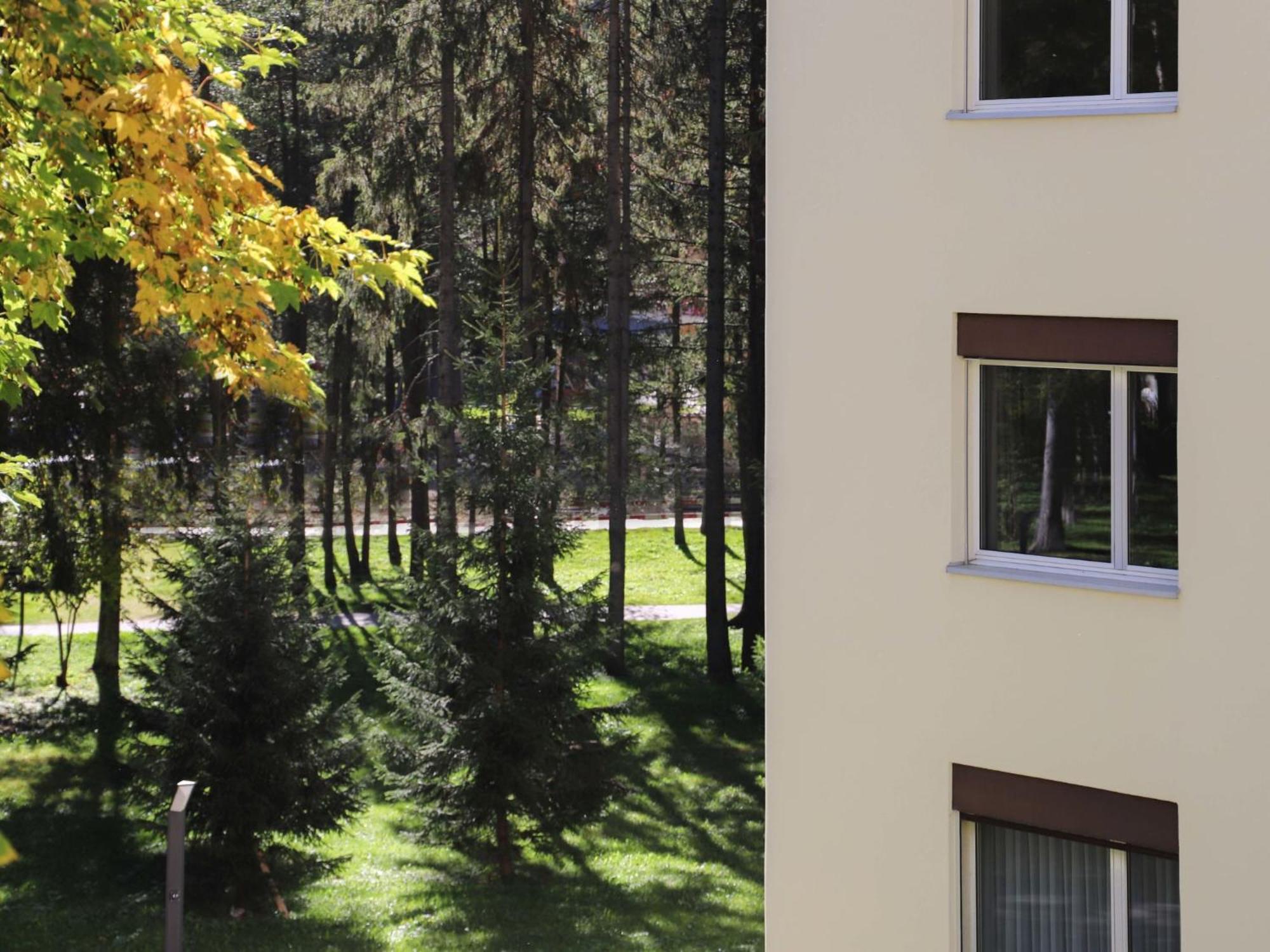 Apartment Allod Park Haus C 202 By Interhome Davos Bagian luar foto