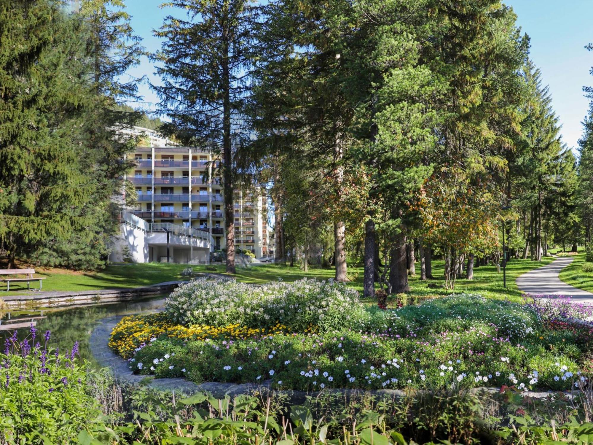 Apartment Allod Park Haus C 202 By Interhome Davos Bagian luar foto